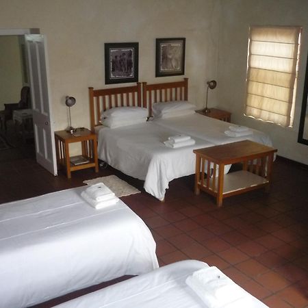 Wilgewandel Holiday Farm & Day Restaurant Oudtshoorn Ruang foto