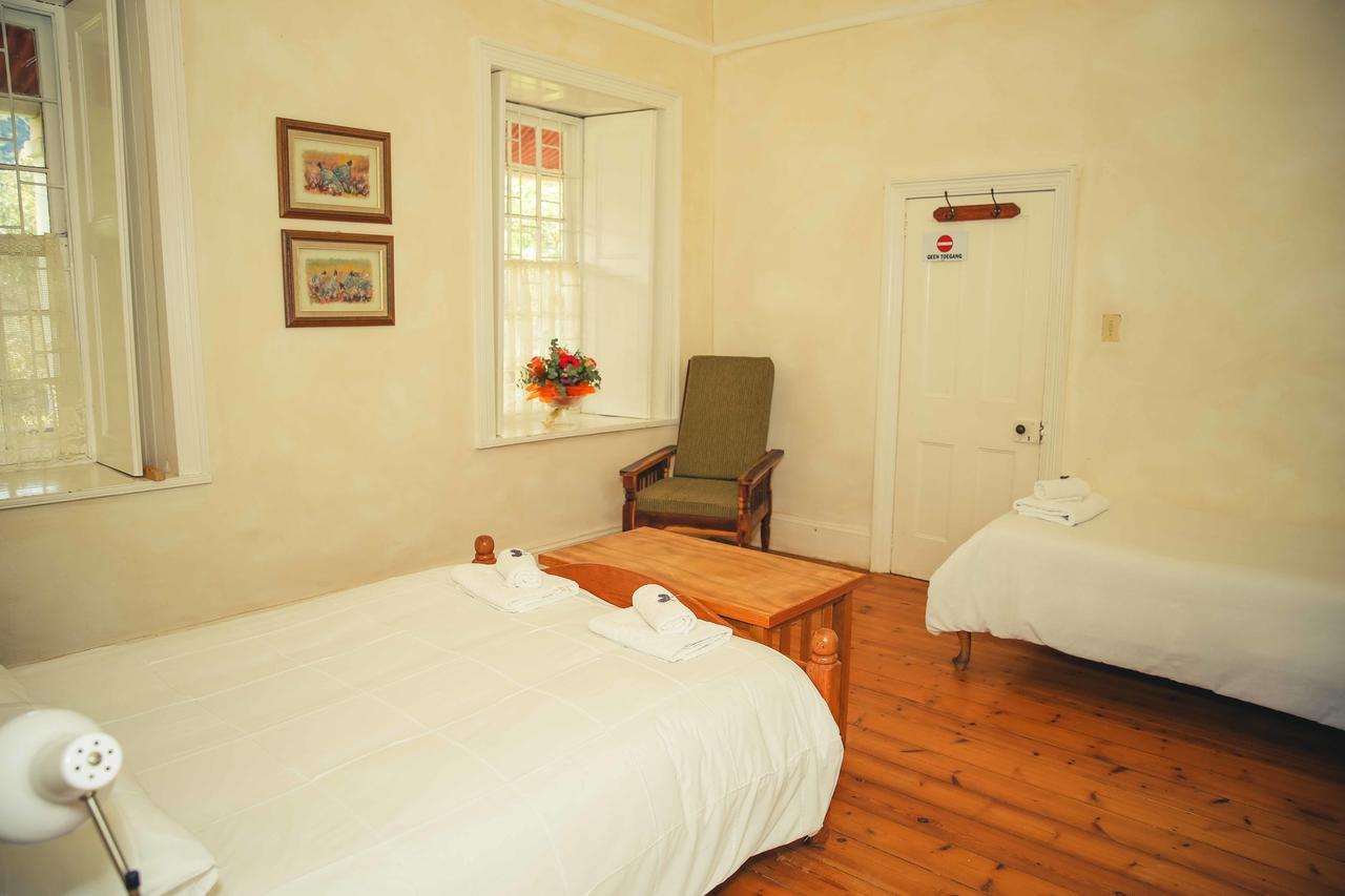 Wilgewandel Holiday Farm & Day Restaurant Oudtshoorn Bagian luar foto