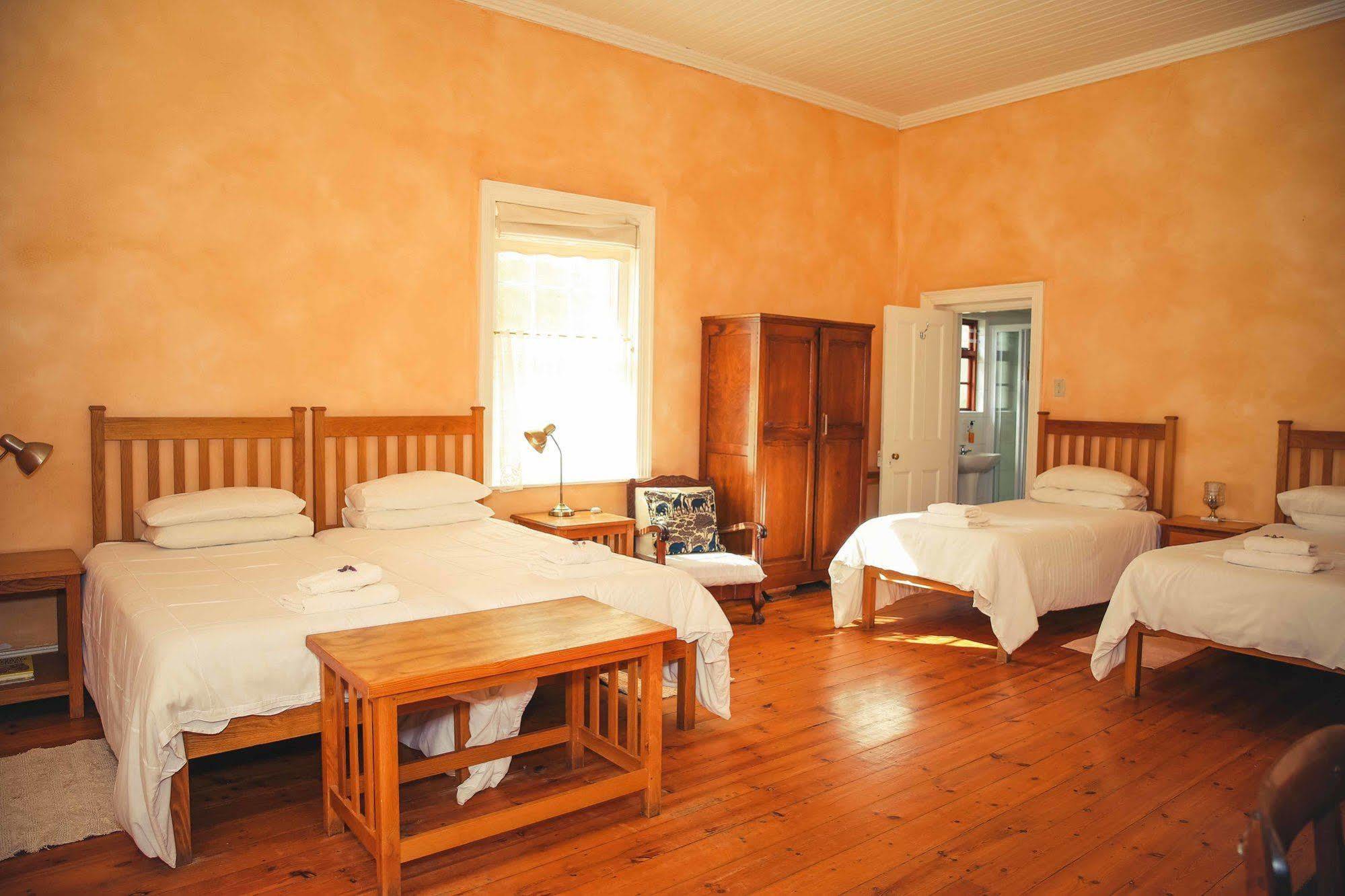 Wilgewandel Holiday Farm & Day Restaurant Oudtshoorn Bagian luar foto